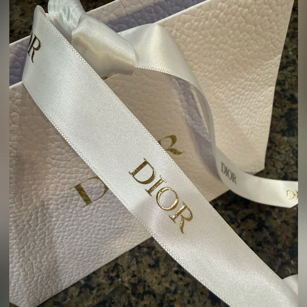 NEW. Authentic DIOR gift wrap set: bag, ribbon, tissue paper, cards + envelope